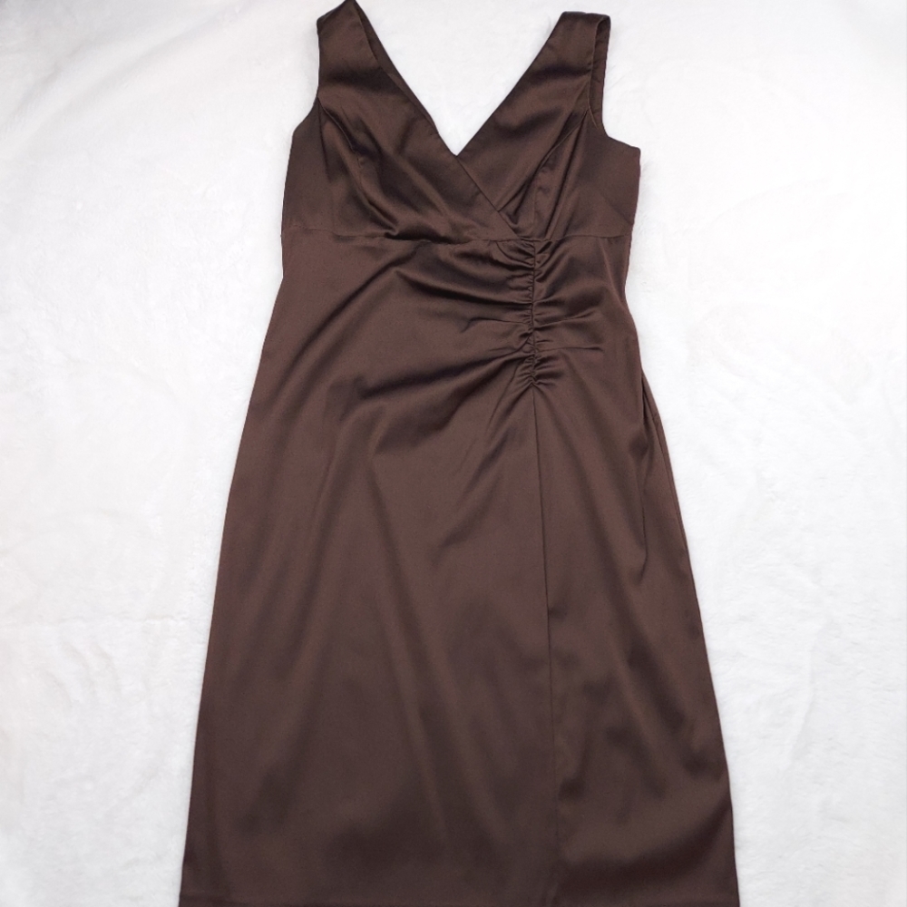 Donna Ricco Brown Sleeveless V Neck Back Zipper Empire Waist Dress Size 10